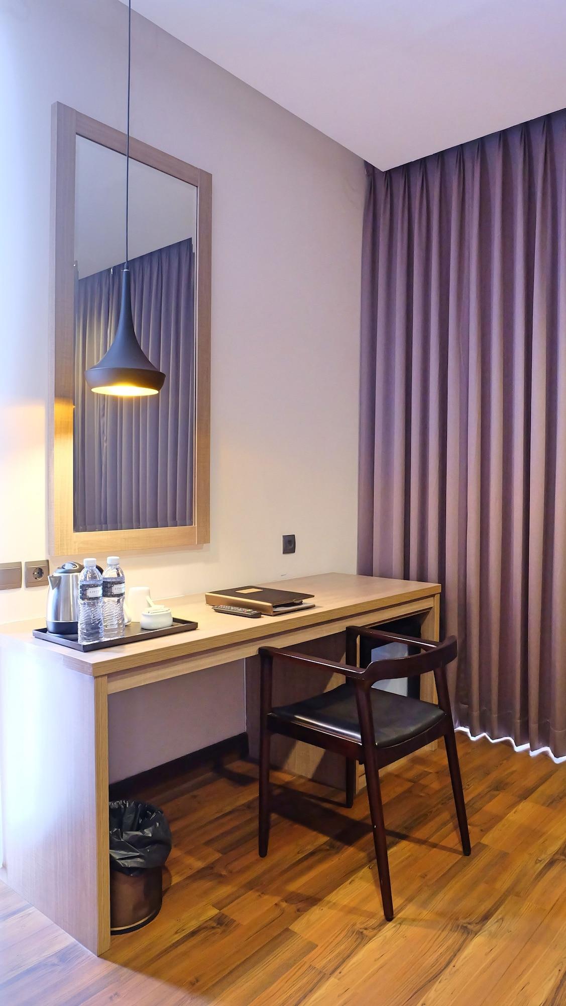 Rivoli Hotel Jakarta Exterior photo
