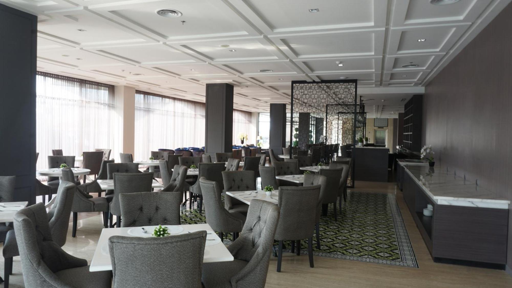Rivoli Hotel Jakarta Exterior photo