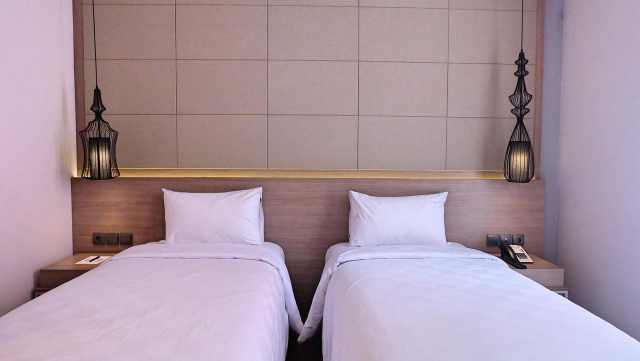 Rivoli Hotel Jakarta Exterior photo
