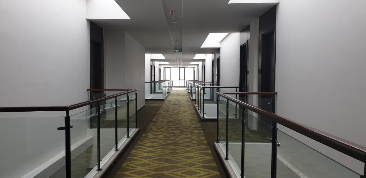 Rivoli Hotel Jakarta Exterior photo